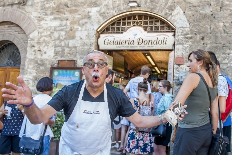 The Best of Tuscany Day Trip from Florence: Siena, San Gimignano, Pisa and Lunch at a Winery 15