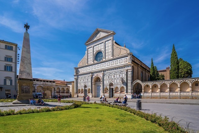 Essential Florence Walking Tour: Small Group Guided Walking Tour to discover Florence and its history 4