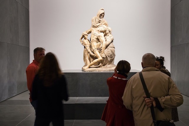 Michelangelo Sculpture Tour with Accademia Gallery, Medici Chapels, Bargello and Museum of the Duomo