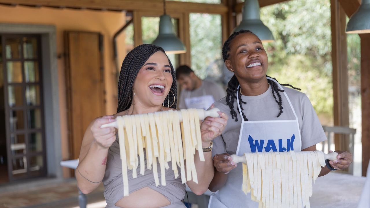 Florence Pizza or Pasta Cooking Class with Gelato Making at a Farmhouse in Tuscany 2